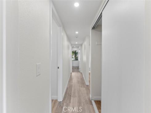 711 W 1st  , Santa Ana, CA