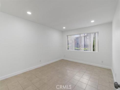 1044  Cabrillo Park  B , Santa Ana, CA