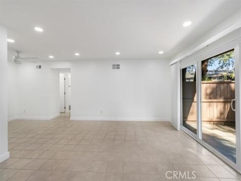 1044  Cabrillo Park  B , Santa Ana, CA