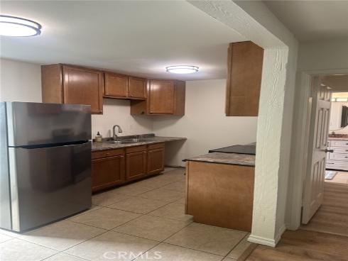 1000 W Macarthur 100 , Santa Ana, CA