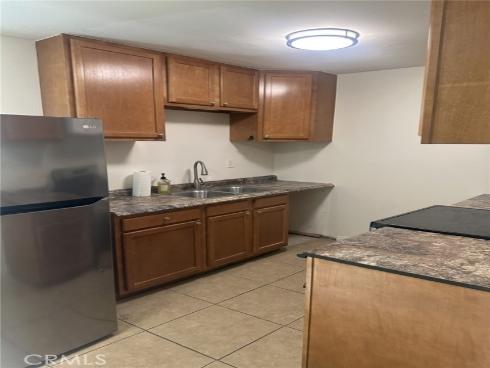 1000 W Macarthur 100 , Santa Ana, CA