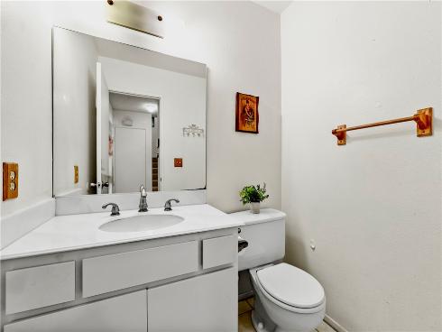 5132 W 1st  B  Street, Santa Ana, CA