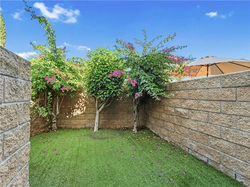 5132 W 1st  B  Street, Santa Ana, CA