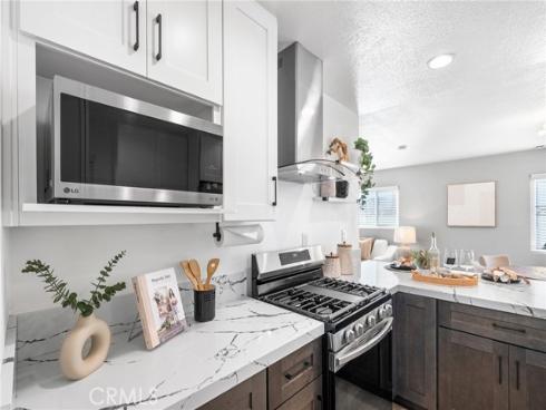 621 S Corta  , Santa Ana, CA