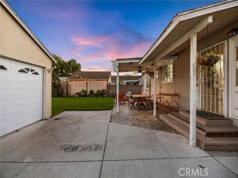 1231 S Baker  , Santa Ana, CA