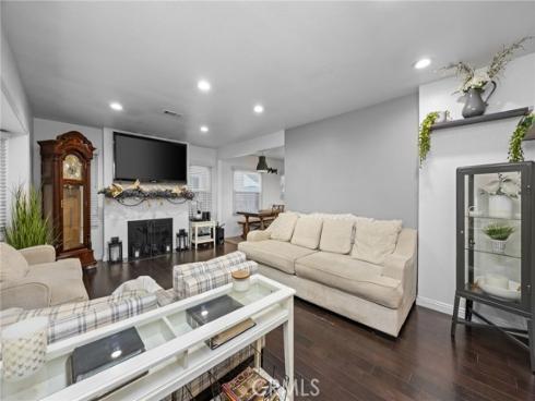 1231 S Baker  , Santa Ana, CA