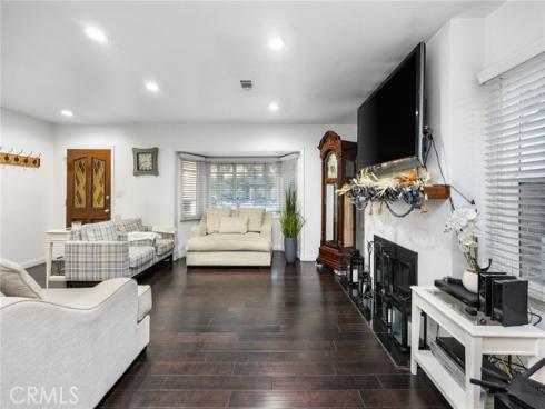 1231 S Baker  , Santa Ana, CA