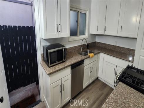 1221 N Ross  , Santa Ana, CA