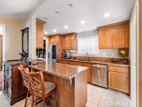 2909 S Rita Way, Santa Ana, CA