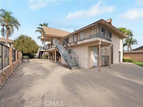 1602 N King  J1  Street, Santa Ana, CA