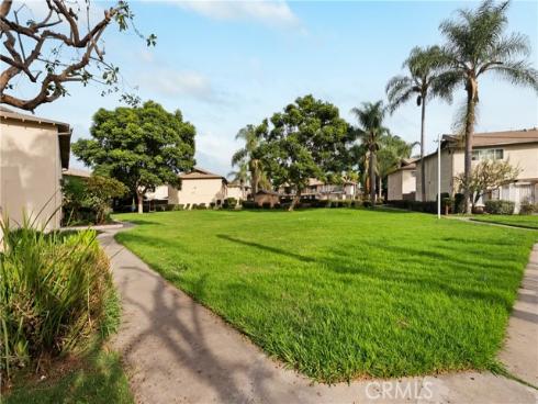 1602 N King  J1  Street, Santa Ana, CA