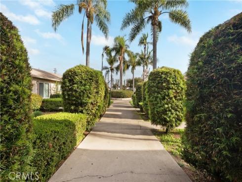 1602 N King  J1  Street, Santa Ana, CA