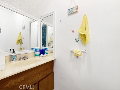 1602 N King  J1  Street, Santa Ana, CA