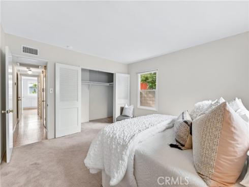 1005 W 20th  , Santa Ana, CA