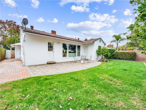 1005 W 20th  , Santa Ana, CA