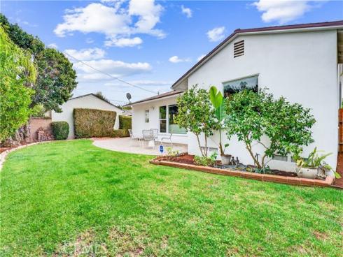 1005 W 20th  , Santa Ana, CA