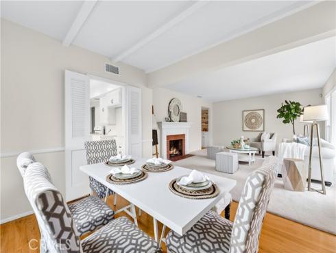 1005 W 20th  , Santa Ana, CA