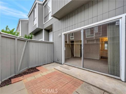 2670 W Segerstrom  f , Santa Ana, CA