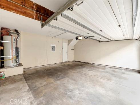 2670 W Segerstrom  f , Santa Ana, CA