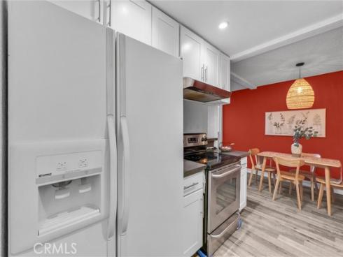 1030 W Macarthur  5  Boulevard, Santa Ana, CA