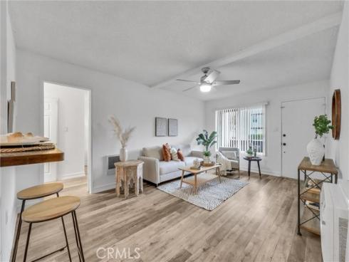 1030 W Macarthur  5  Boulevard, Santa Ana, CA