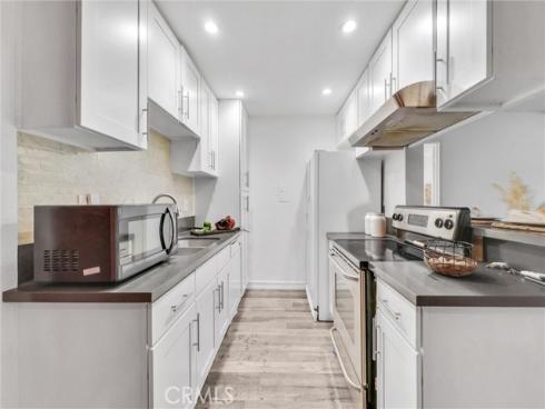 1030 W Macarthur  5  Boulevard, Santa Ana, CA