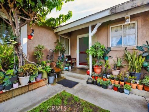 1626 W Mcfadden  , Santa Ana, CA
