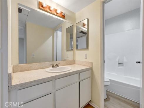 2813 S Fairview  G  Street, Santa Ana, CA