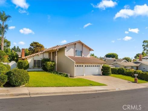 13532  Woodglen   Drive, Santa Ana, CA