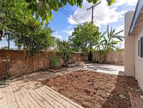 913 S Diamond  , Santa Ana, CA