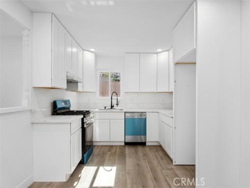 913 S Diamond  , Santa Ana, CA