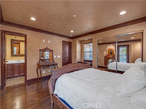 780 W Aster   Place, Santa Ana, CA