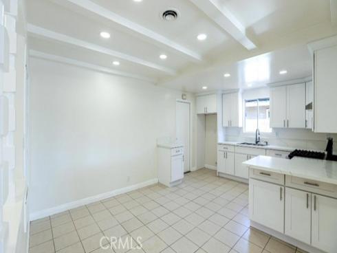 2910 W Cubbon  , Santa Ana, CA