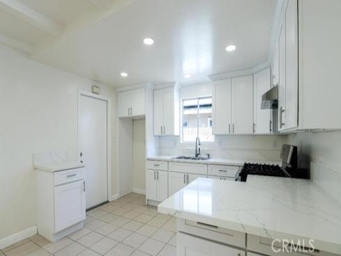 2910 W Cubbon  , Santa Ana, CA