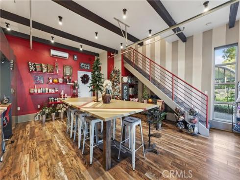 906 E Civic Center  , Santa Ana, CA