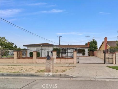 621  Rosita  , Santa Ana, CA