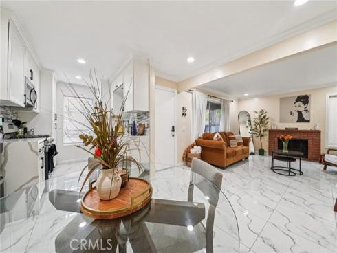 1430  Cabrillo Park  B , Santa Ana, CA