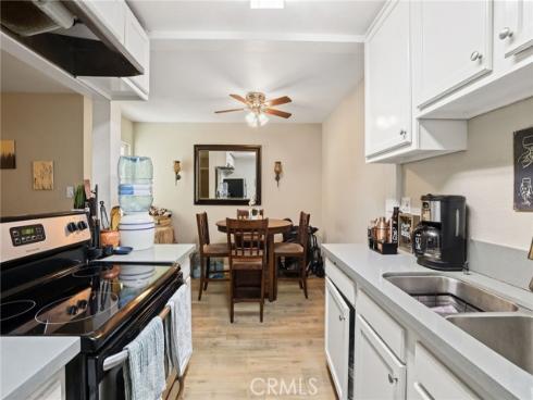 1030 W Macarthur  95  Boulevard, Santa Ana, CA