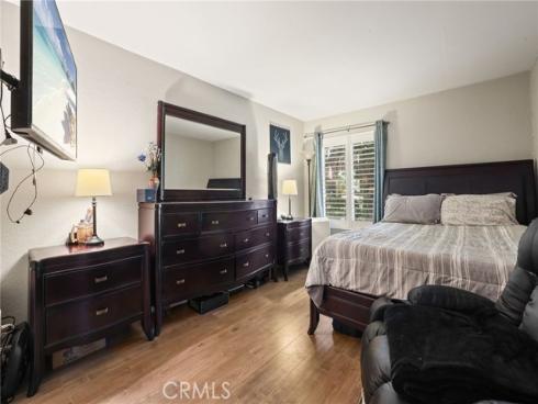 1030 W Macarthur  95  Boulevard, Santa Ana, CA