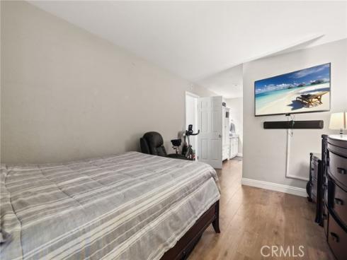 1030 W Macarthur  95  Boulevard, Santa Ana, CA