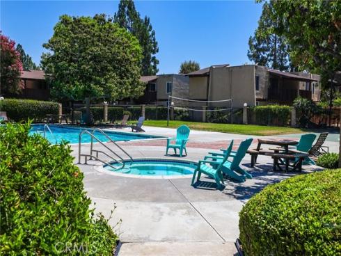 1030 W Macarthur  95  Boulevard, Santa Ana, CA