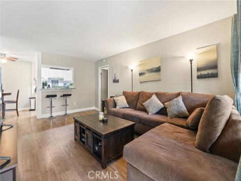 1030 W Macarthur  95  Boulevard, Santa Ana, CA