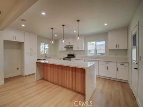 602 S Deming  , Santa Ana, CA