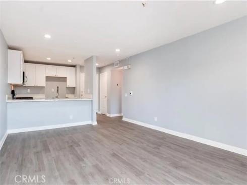 450 E 4th  221 , Santa Ana, CA