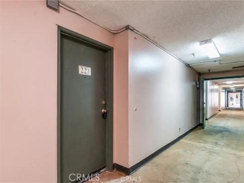 450 E 4th  221 , Santa Ana, CA