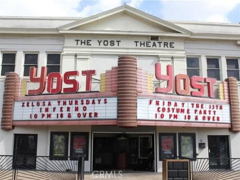 450 E 4th  221 , Santa Ana, CA