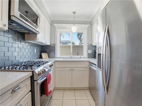 2911 S Fairview  C  Street, Santa Ana, CA