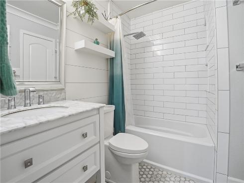 2911 S Fairview  C  Street, Santa Ana, CA