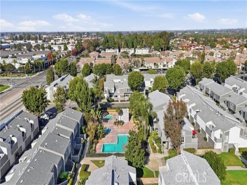 2911 S Fairview  C  Street, Santa Ana, CA