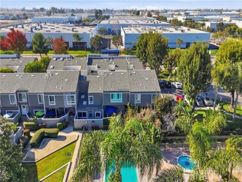 2911 S Fairview  C  Street, Santa Ana, CA